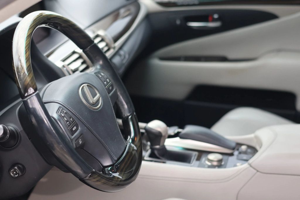 2013 Lexus LS 460 4dr Sedan L RWD - 22918169 - 8