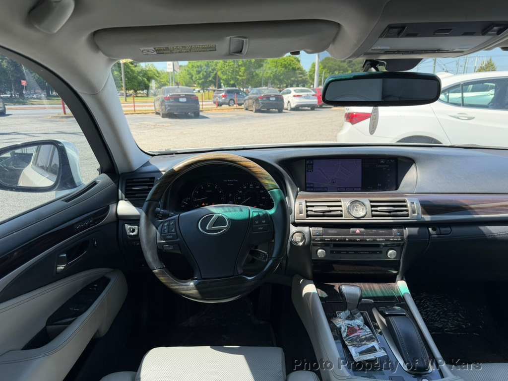 2013 Lexus LS 460 4dr Sedan RWD - 23014168 - 13