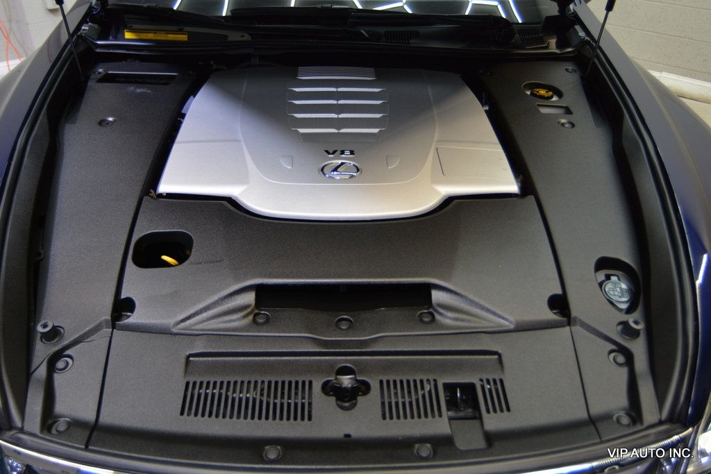 2013 Lexus LS 460 4dr Sedan RWD - 23012512 - 32