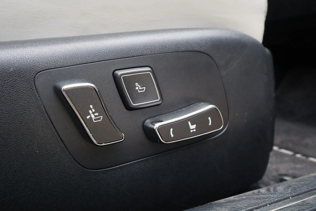 2013 Lexus LS 460 LONG WHEEL BASE, MARK LEVINSON, BLUETOOTH, SUNROOF, HID LIGHTS!! - 22918169 - 37