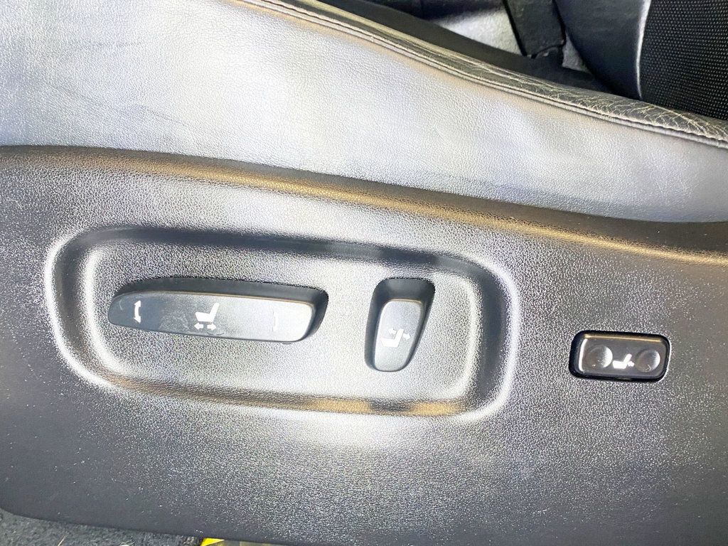 2013 Lexus RX 350 AWD 4dr - 22969066 - 19