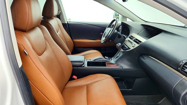 2013 Lexus RX 350 AWD 4dr w/ Navigation, Blind Spot Monitor & Heated/Cooled Seats - 23035133 - 25