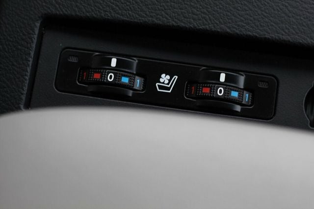 2013 Lexus RX 350 AWD RX350 W/ PREMIUM/COMFORT PACKAGES, NAVIGATION, PREMIUM AUDIO - 22946102 - 15