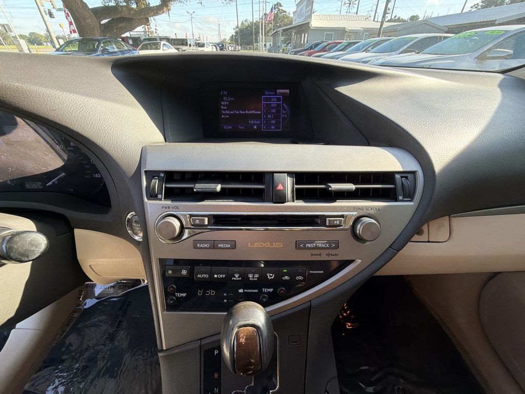 Lexus RX photo 17