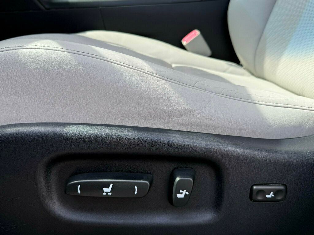 2013 Lexus RX 450h Base Trim - 22853808 - 30