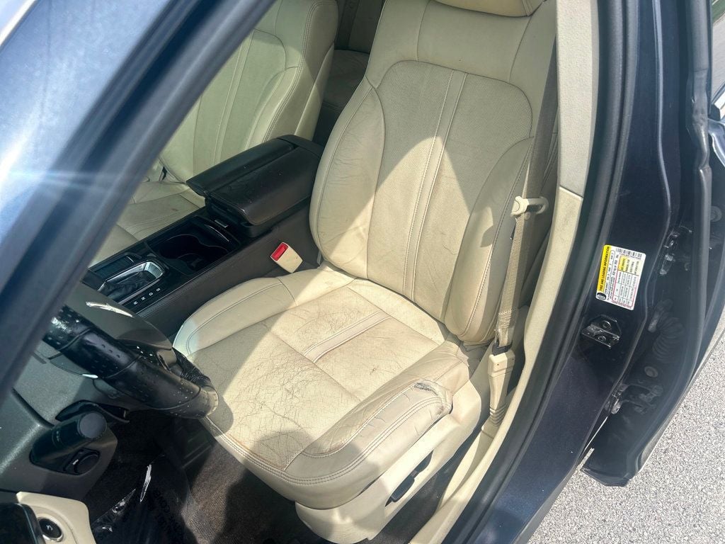 2013 Lincoln MKS 4dr Sedan 3.7L AWD - 22835103 - 13