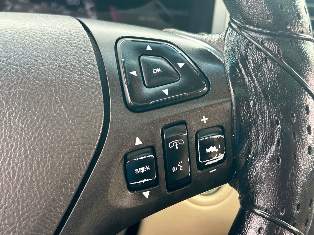 2013 Lincoln MKS 4dr Sedan 3.7L AWD - 22835103 - 22