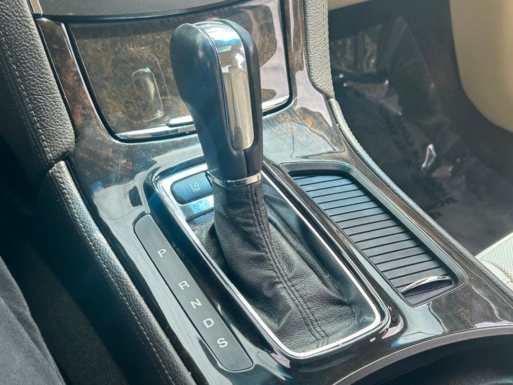 2013 Lincoln MKS 4dr Sedan 3.7L AWD - 22835103 - 32