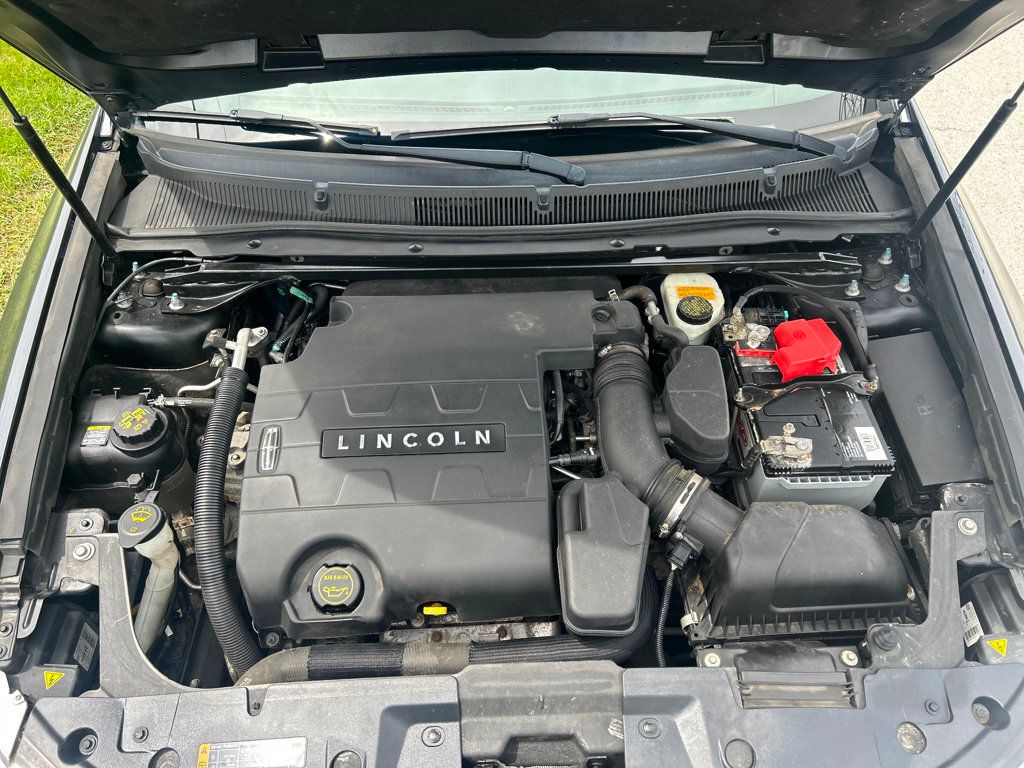 2013 Lincoln MKS 4dr Sedan 3.7L AWD - 22835103 - 39