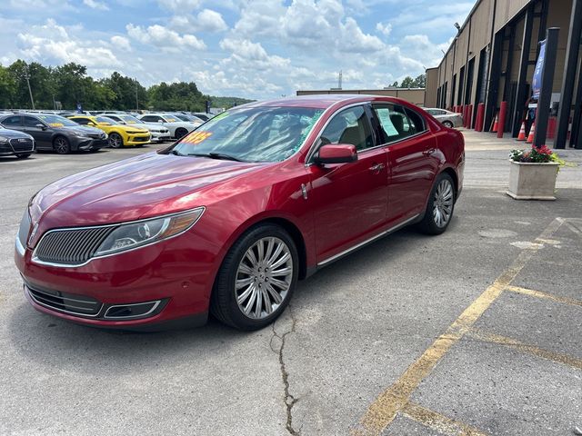 2013 Lincoln MKS 4dr Sedan 3.7L FWD - 23052140 - 2