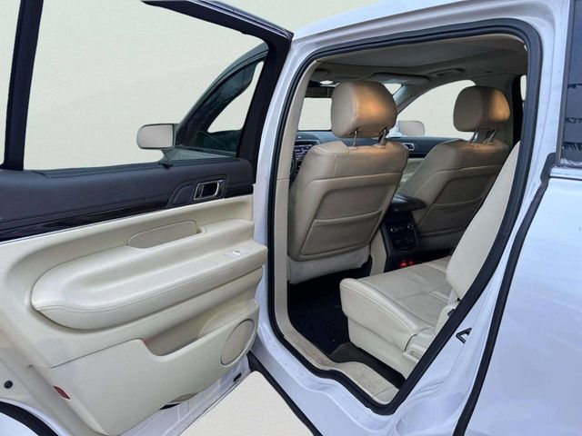 2013 Lincoln MKT 4dr Wagon 3.5L AWD EcoBoost - 23052492 - 16