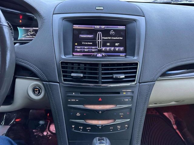 2013 Lincoln MKT 4dr Wagon 3.5L AWD EcoBoost - 23052492 - 28