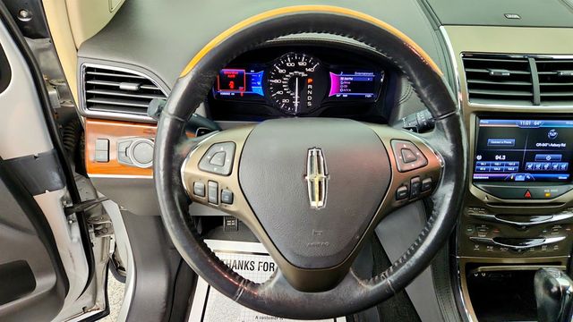 2013 Lincoln MKX AWD 4dr w/ Pano. Vista Roof, THX II Certified 5.1 Surround Audio - 23082212 - 13
