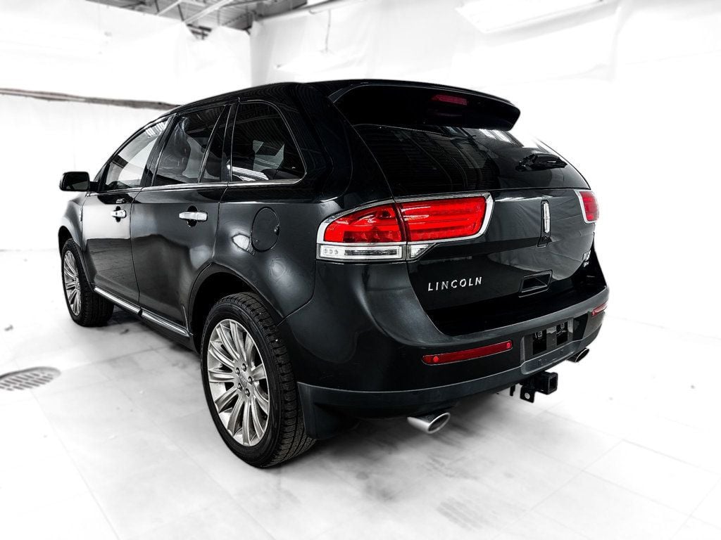 2013 Lincoln MKX Base photo 4