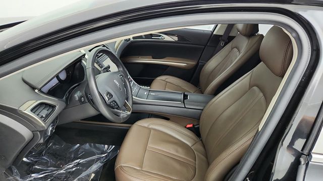 2013 Lincoln MKZ 4dr Sedan AWD with Power Moonroof, Equipment 101A & 19'' Wheels - 22951244 - 19