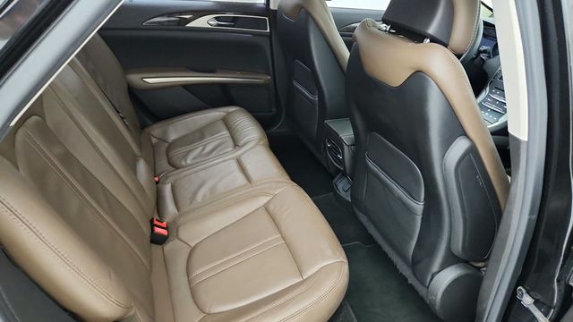 2013 Lincoln MKZ 4dr Sedan AWD with Power Moonroof, Equipment 101A & 19'' Wheels - 22951244 - 22