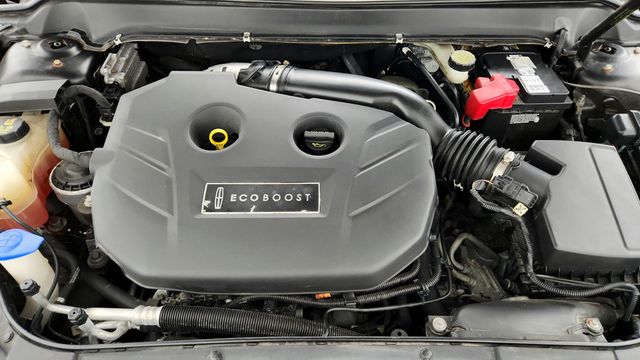 2013 Lincoln MKZ 4dr Sedan AWD with Power Moonroof, Equipment 101A & 19'' Wheels - 22951244 - 26