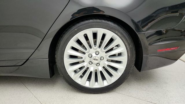 2013 Lincoln MKZ 4dr Sedan AWD with Power Moonroof, Equipment 101A & 19'' Wheels - 22951244 - 8