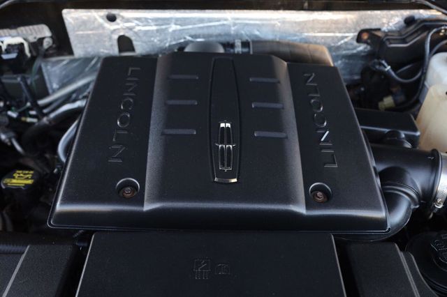 2013 Lincoln Navigator L 4WD 4dr - 23098998 - 12