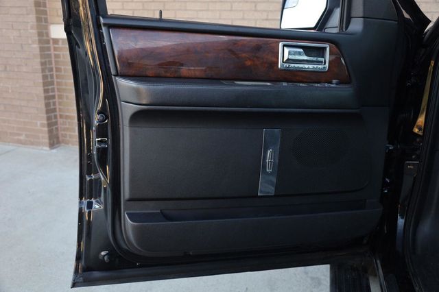 2013 Lincoln Navigator L 4WD 4dr - 23098998 - 14