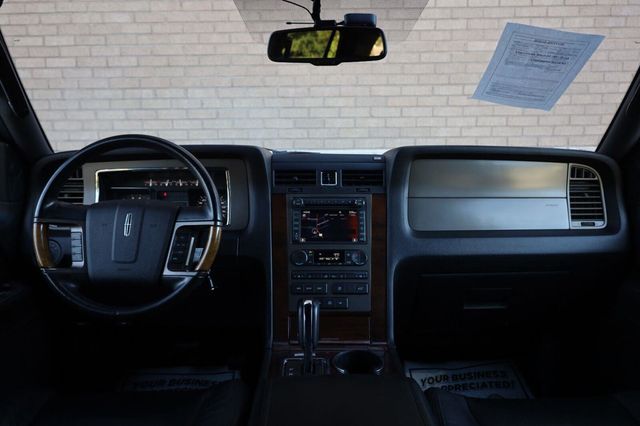 2013 Lincoln Navigator L 4WD 4dr - 23098998 - 31
