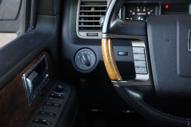 2013 Lincoln Navigator L 4WD 4dr - 23098998 - 34