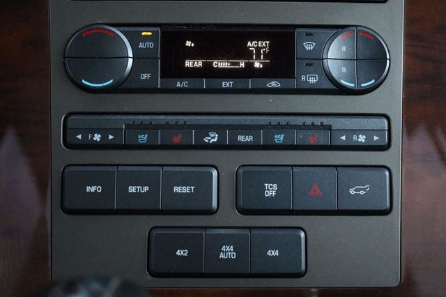 2013 Lincoln Navigator L 4WD 4dr - 23098998 - 44