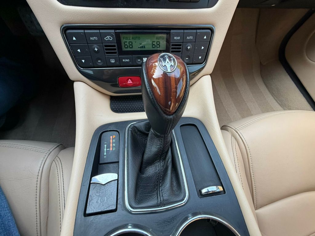 2013 Maserati GranTurismo $136K MSRP!! Alcantara Headliner, Trident Stitched Headrest - 23015086 - 27