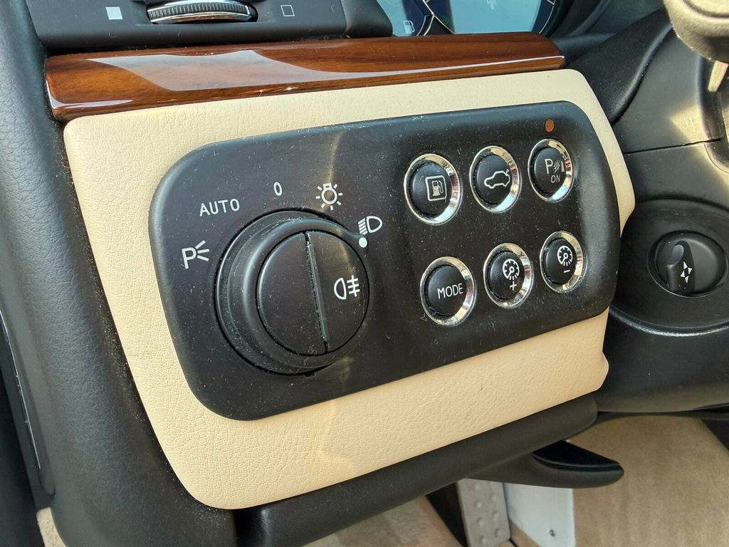2013 Maserati GranTurismo $136K MSRP!! Alcantara Headliner, Trident Stitched Headrest - 23015086 - 29