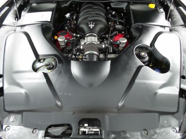 2013 Maserati GranTurismo 2dr Coupe MC Stradale - 15400161 - 9