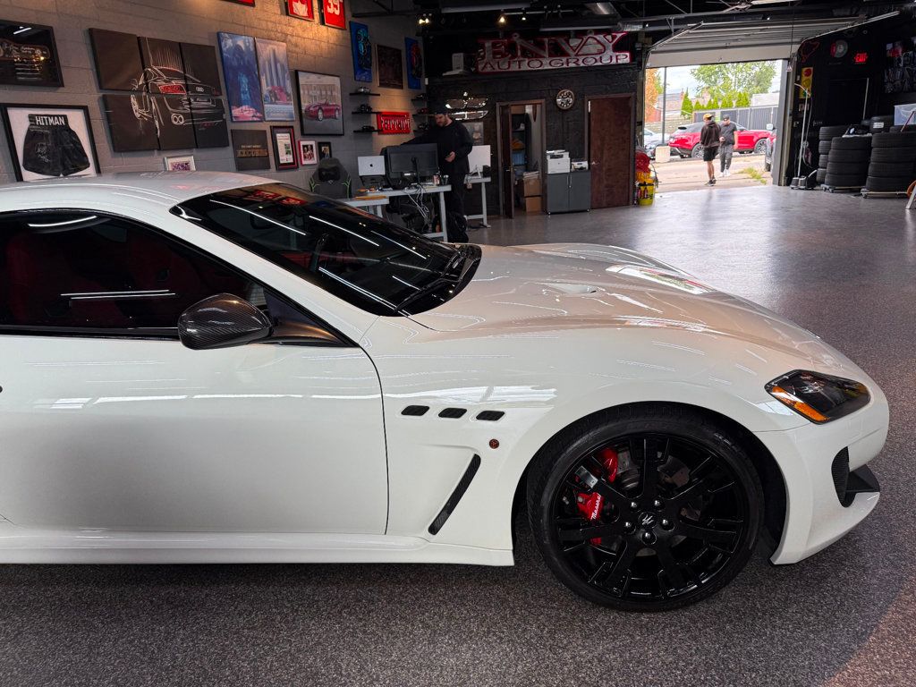 2013 Maserati Granturismo MC photo 11