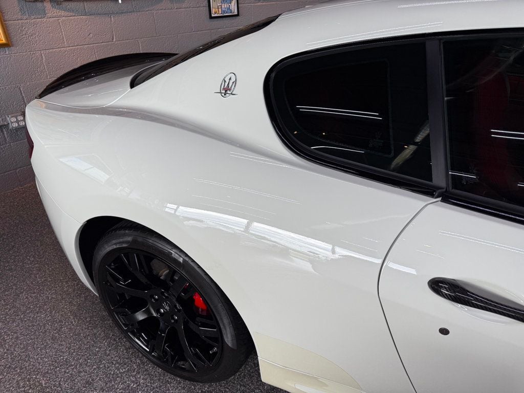 2013 Maserati Granturismo MC photo 15