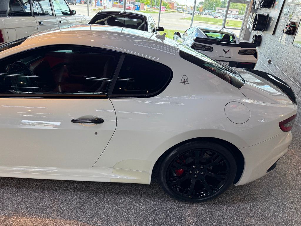 2013 Maserati Granturismo MC photo 34
