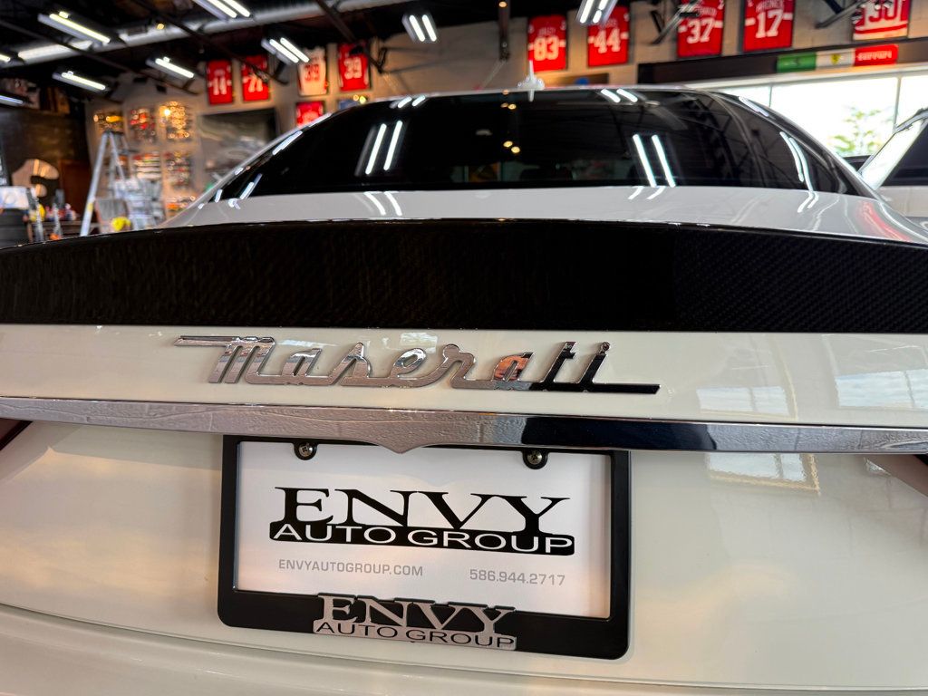 2013 Maserati Granturismo MC photo 39
