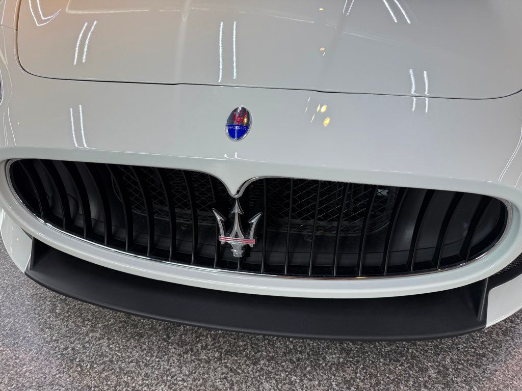 2013 Maserati Granturismo MC photo 6