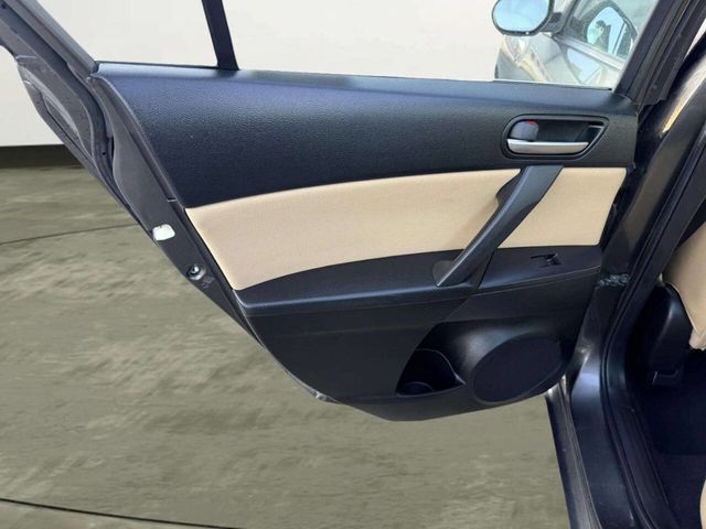 2013 Mazda Mazda3 4dr Sedan Automatic i Touring - 23009453 - 18