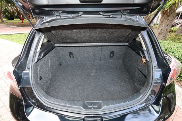 2013 Mazda Mazda3 5dr Hatchback Automatic i Touring - 22972101 - 27