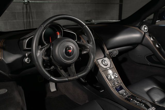 2013 McLaren MP4-12C  - 23062503 - 25