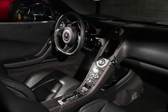 2013 McLaren MP4-12C  - 23062503 - 29