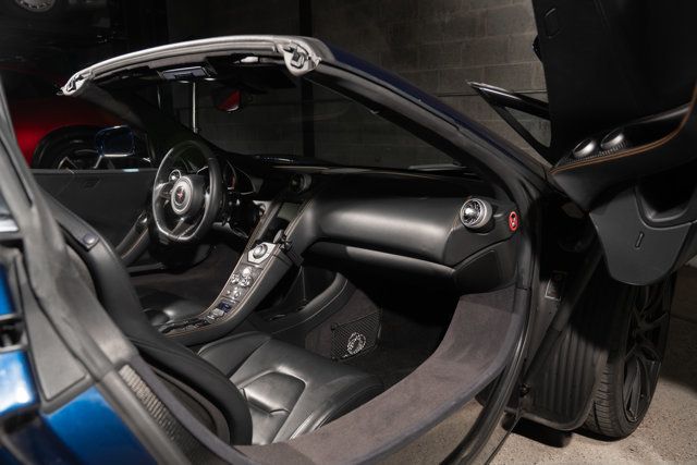 2013 McLaren MP4-12C  - 23062503 - 31