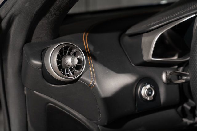 2013 McLaren MP4-12C  - 23062503 - 32