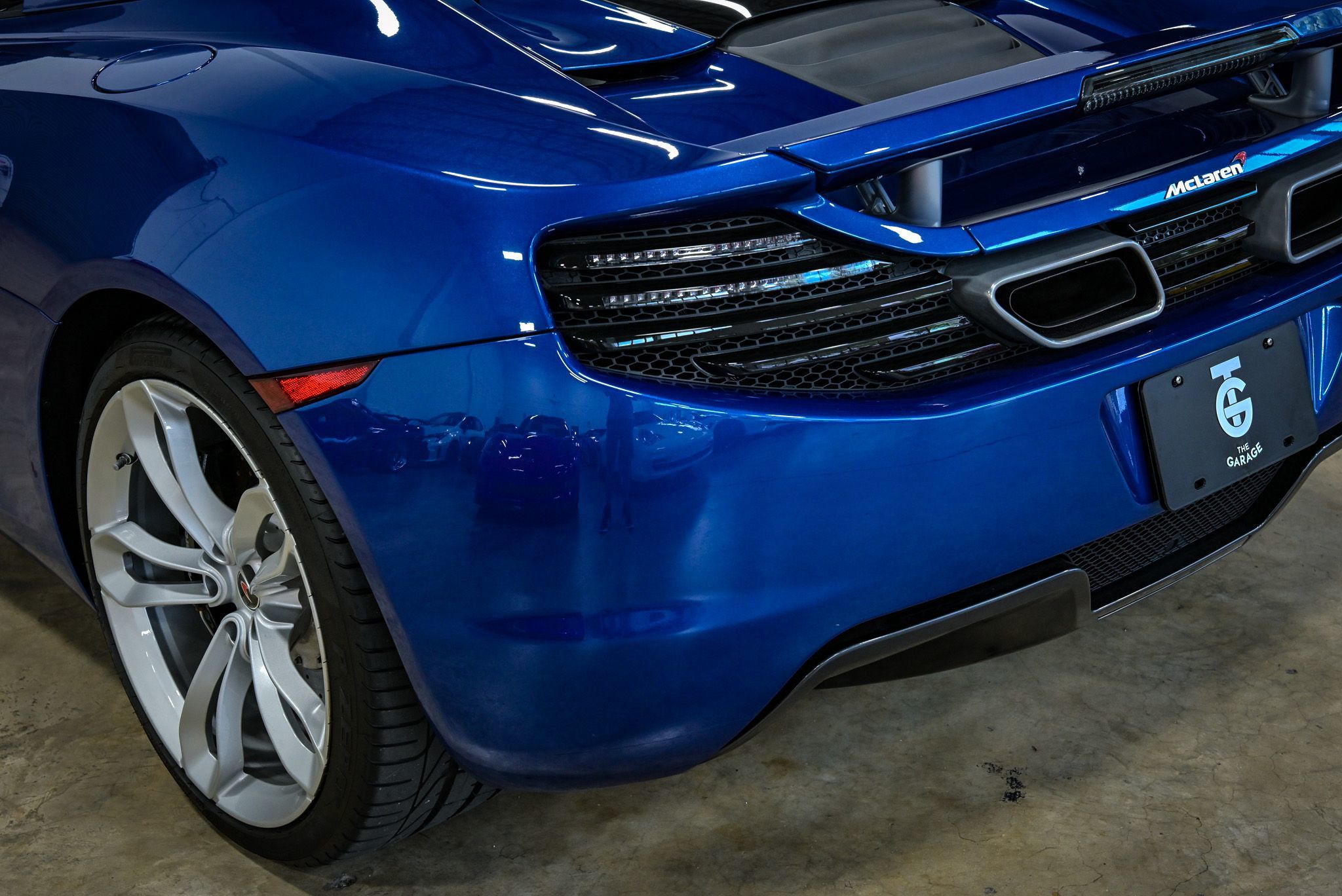 2013 Mclaren MP4-12C photo 10