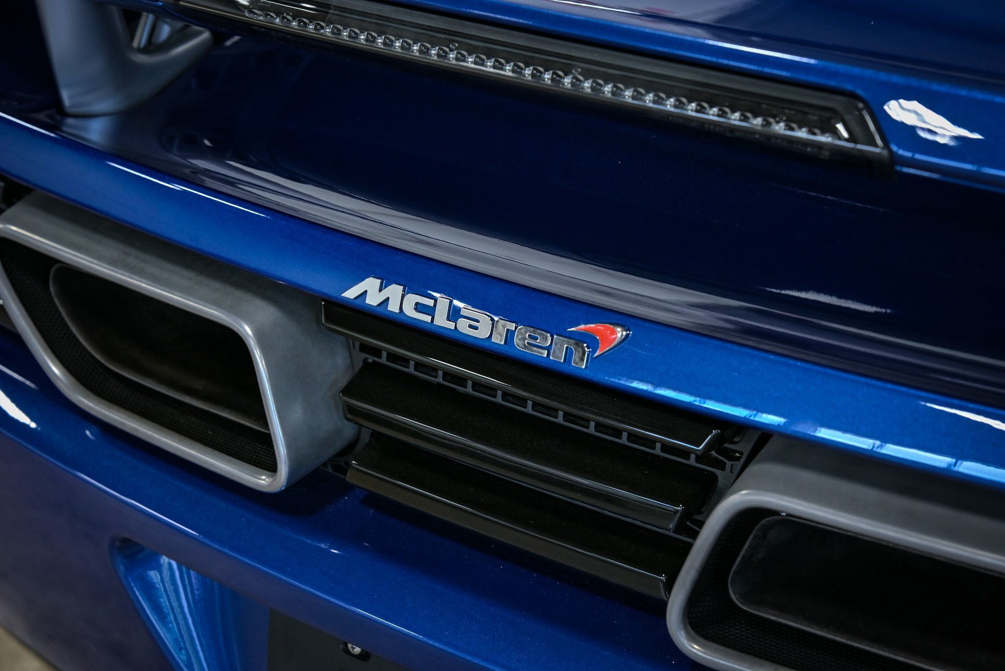 2013 Mclaren MP4-12C photo 13