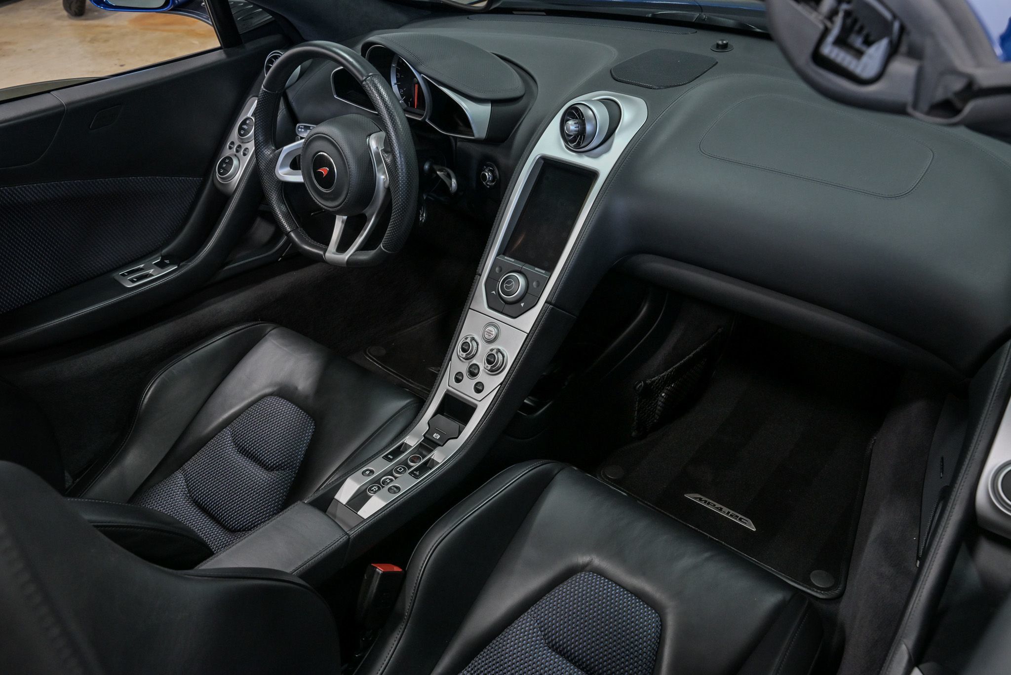 2013 Mclaren MP4-12C photo 18