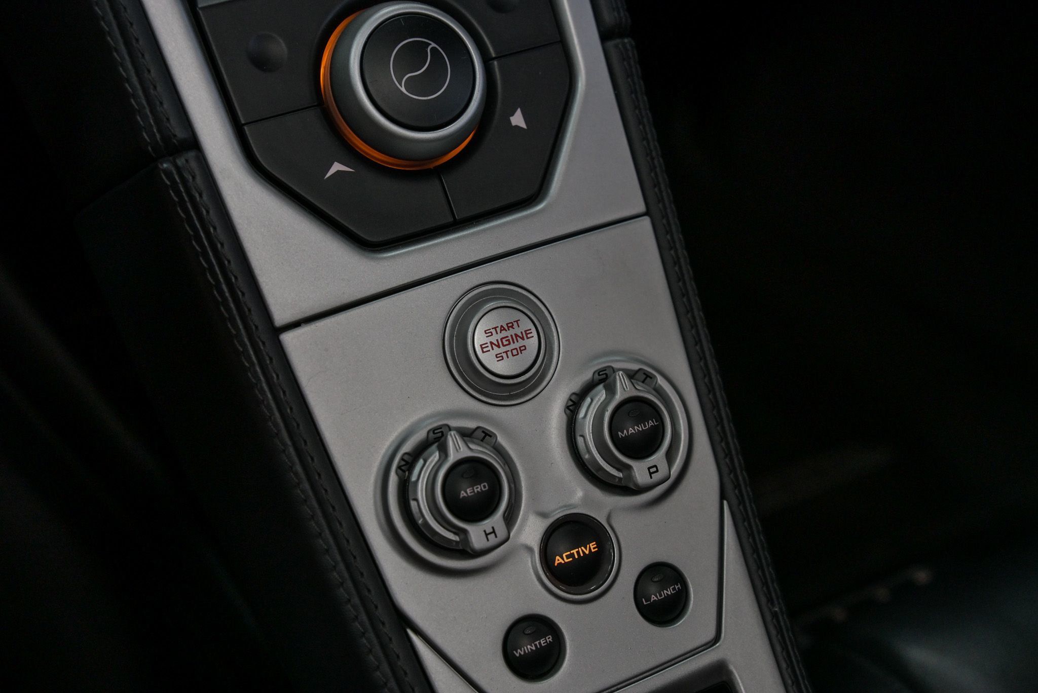 2013 Mclaren MP4-12C photo 29