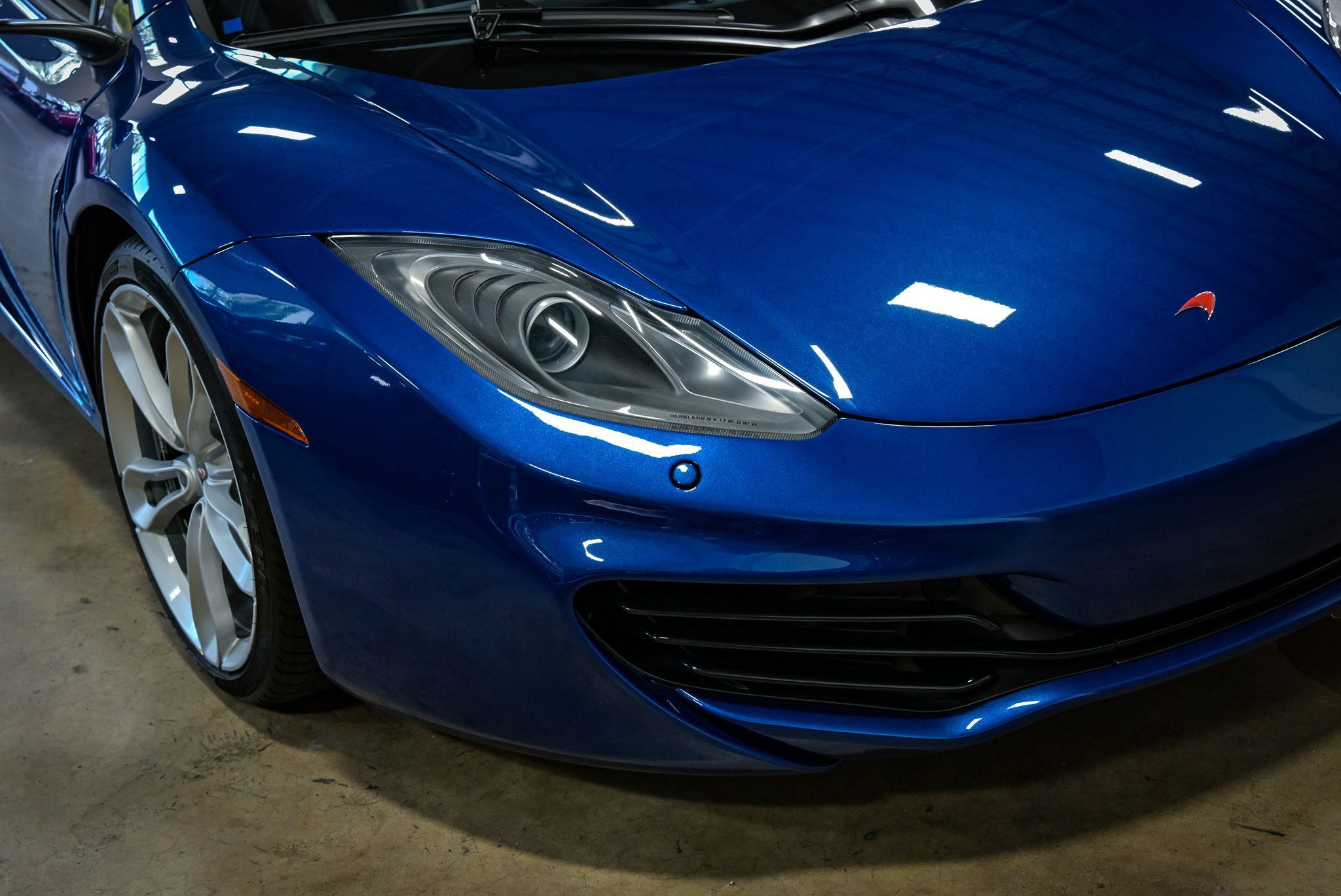 2013 Mclaren MP4-12C photo 4