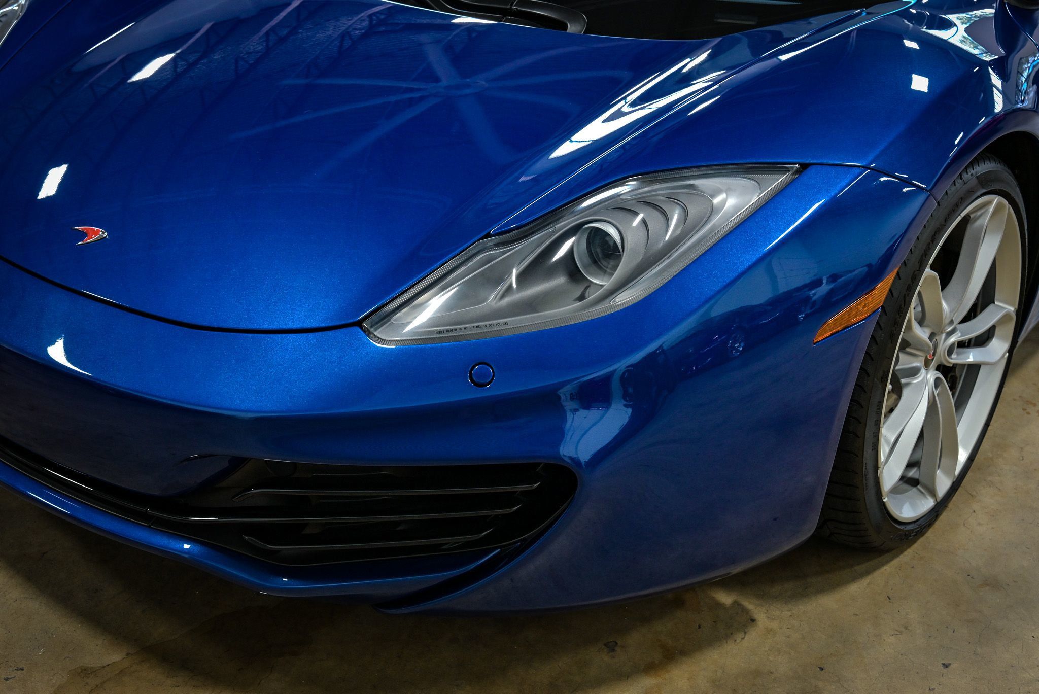 2013 Mclaren MP4-12C photo 5