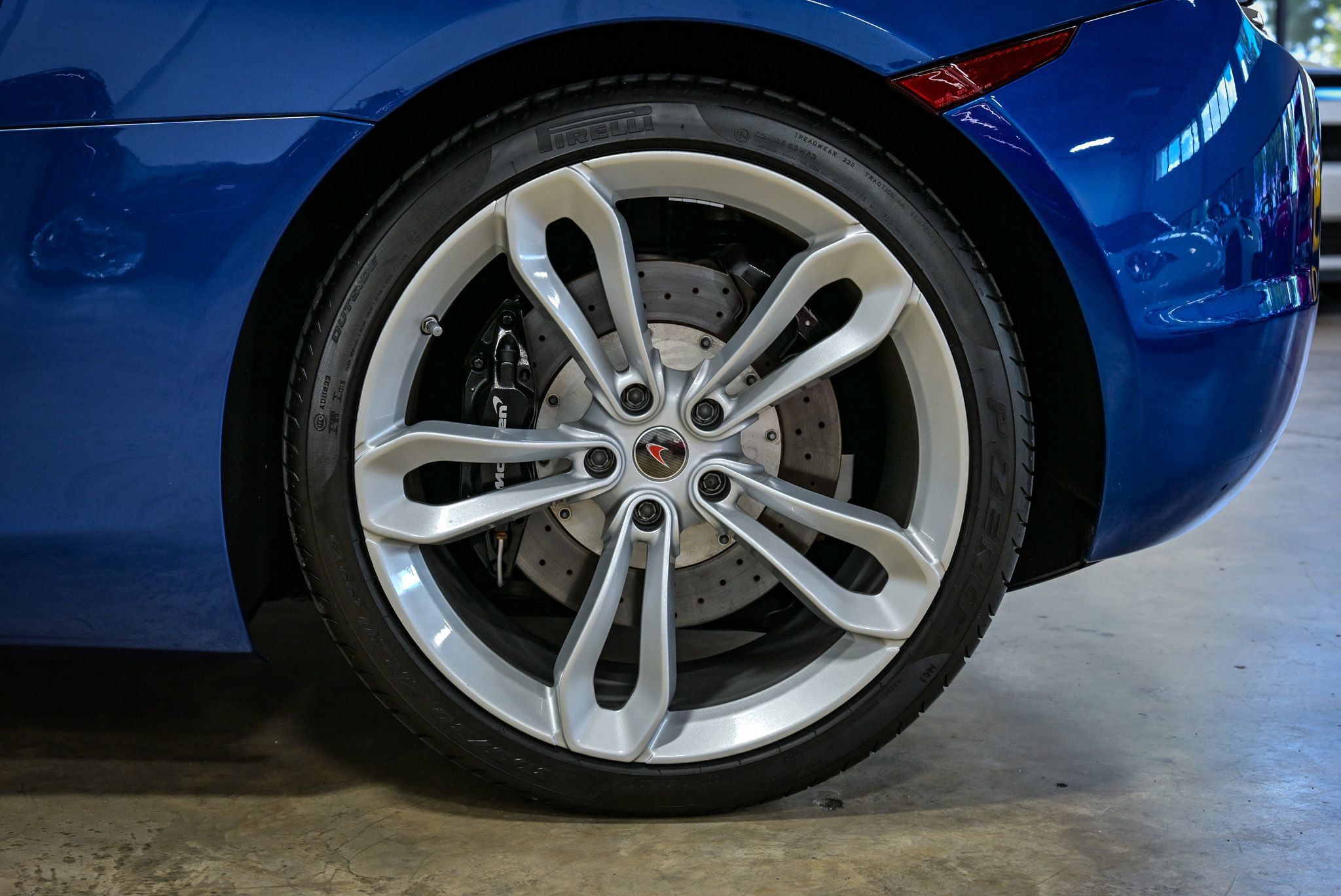 2013 Mclaren MP4-12C photo 9