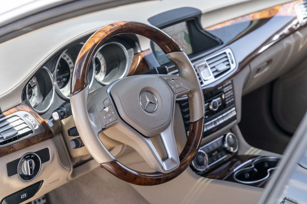2013 Mercedes-Benz CLS PREMIUM PACKAGE! - 22382852 - 22