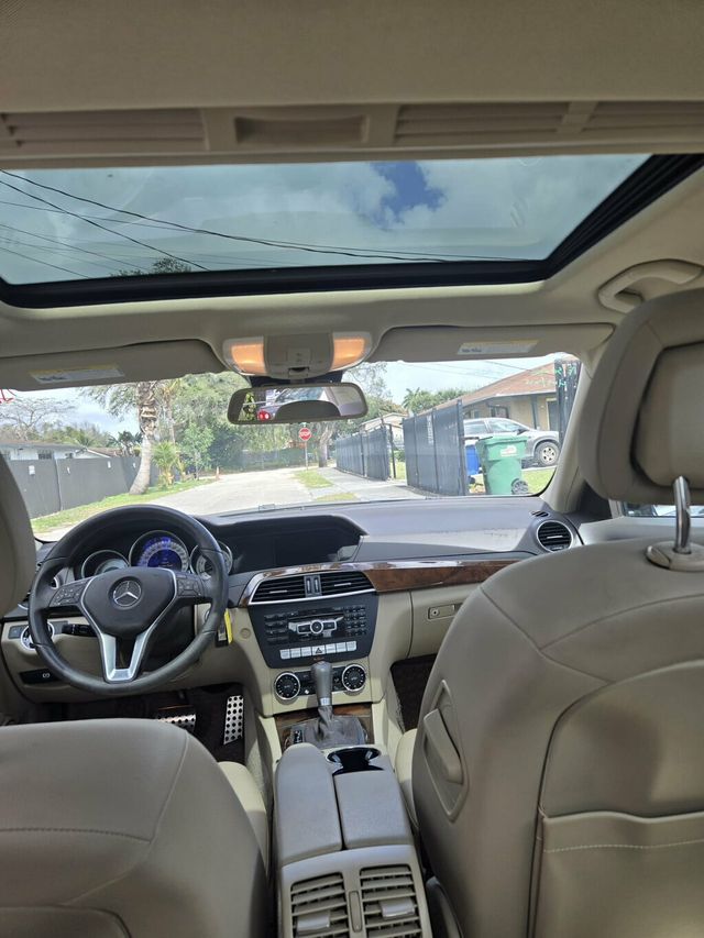 2013 Mercedes-Benz C-Class  - 22994429 - 1